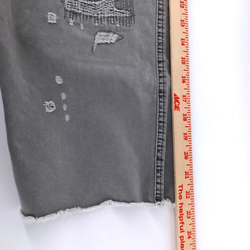 True Religion Mens Gray Distressed Shorts Button Fly 36 Waist Denim Details